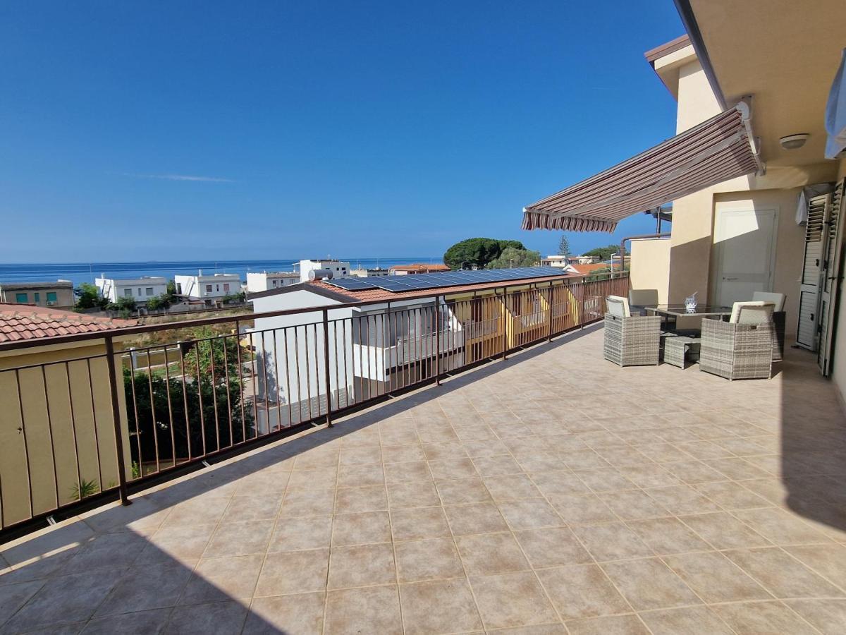 La Terrazza Di Elisa Apartment Marina di San Lorenzo ภายนอก รูปภาพ
