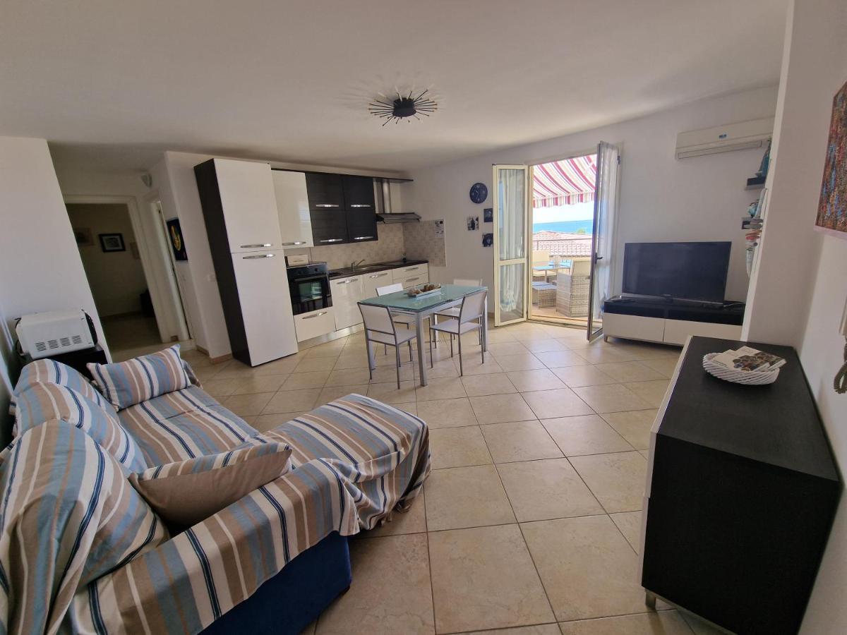 La Terrazza Di Elisa Apartment Marina di San Lorenzo ภายนอก รูปภาพ