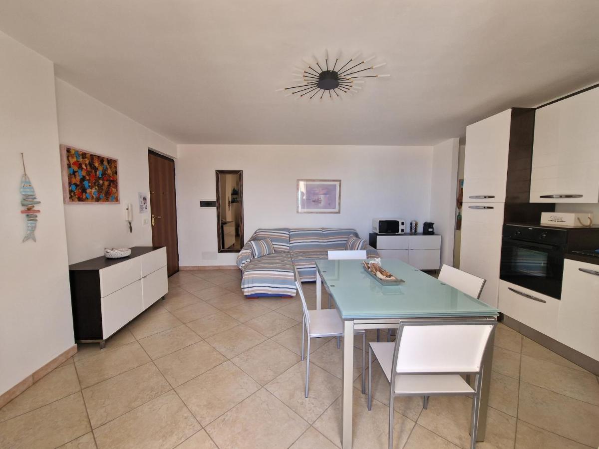 La Terrazza Di Elisa Apartment Marina di San Lorenzo ภายนอก รูปภาพ